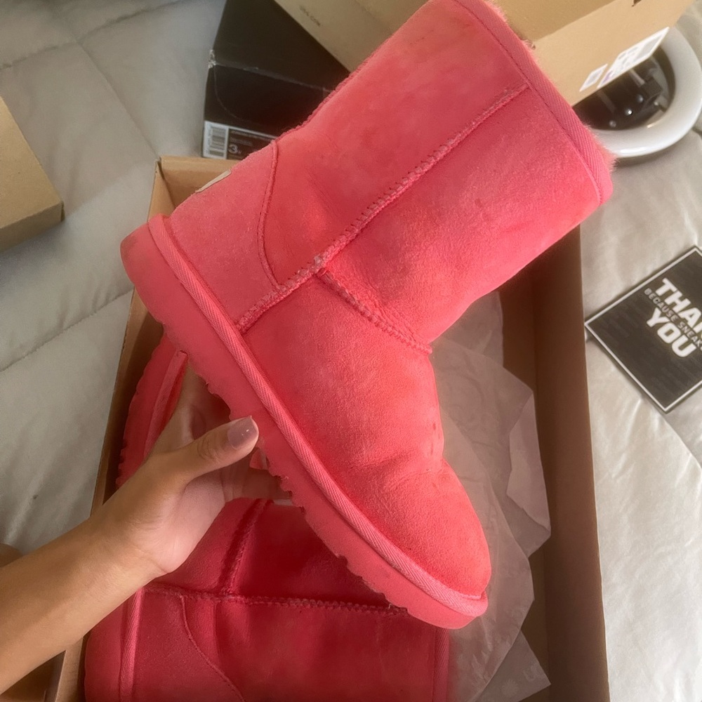 Hot pink classic kids ugg boots